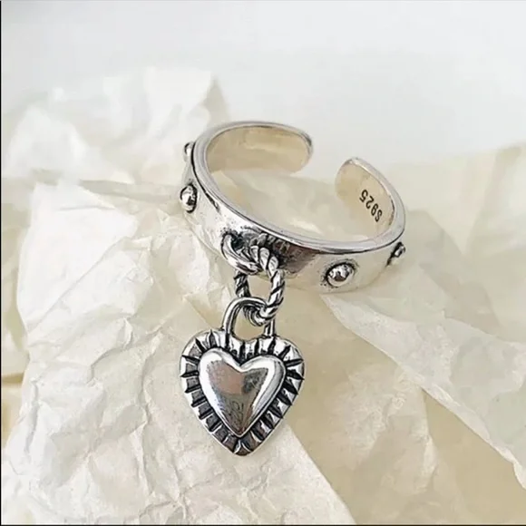 𝅺💎NEW 925 Sterling Silver Heart Charm Ring - Picture 2 of 6